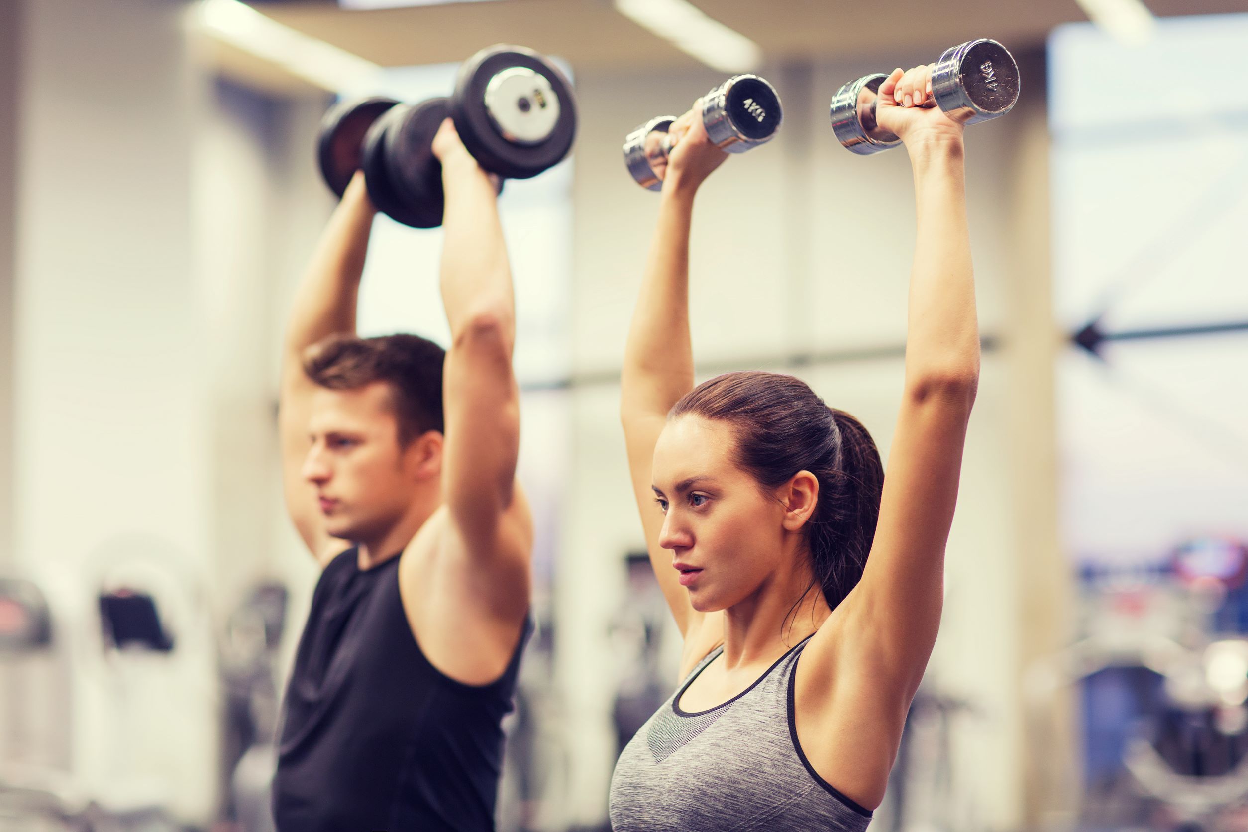 Wie viele Wiederholungen für optimales Muskelwachstum? (Was Studien zeigen)