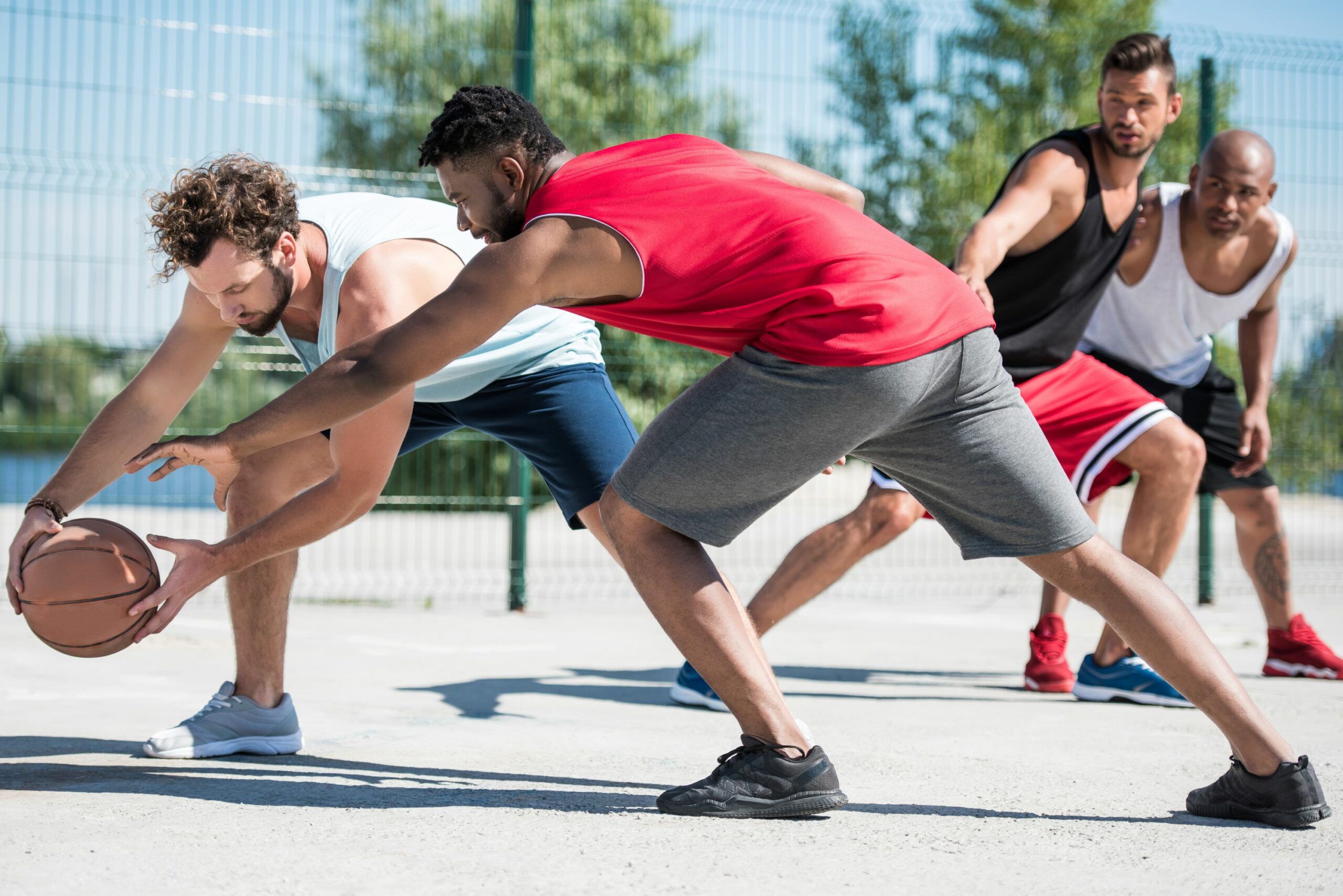 Warum Basketball nur bedingt Muskeln aufbaut