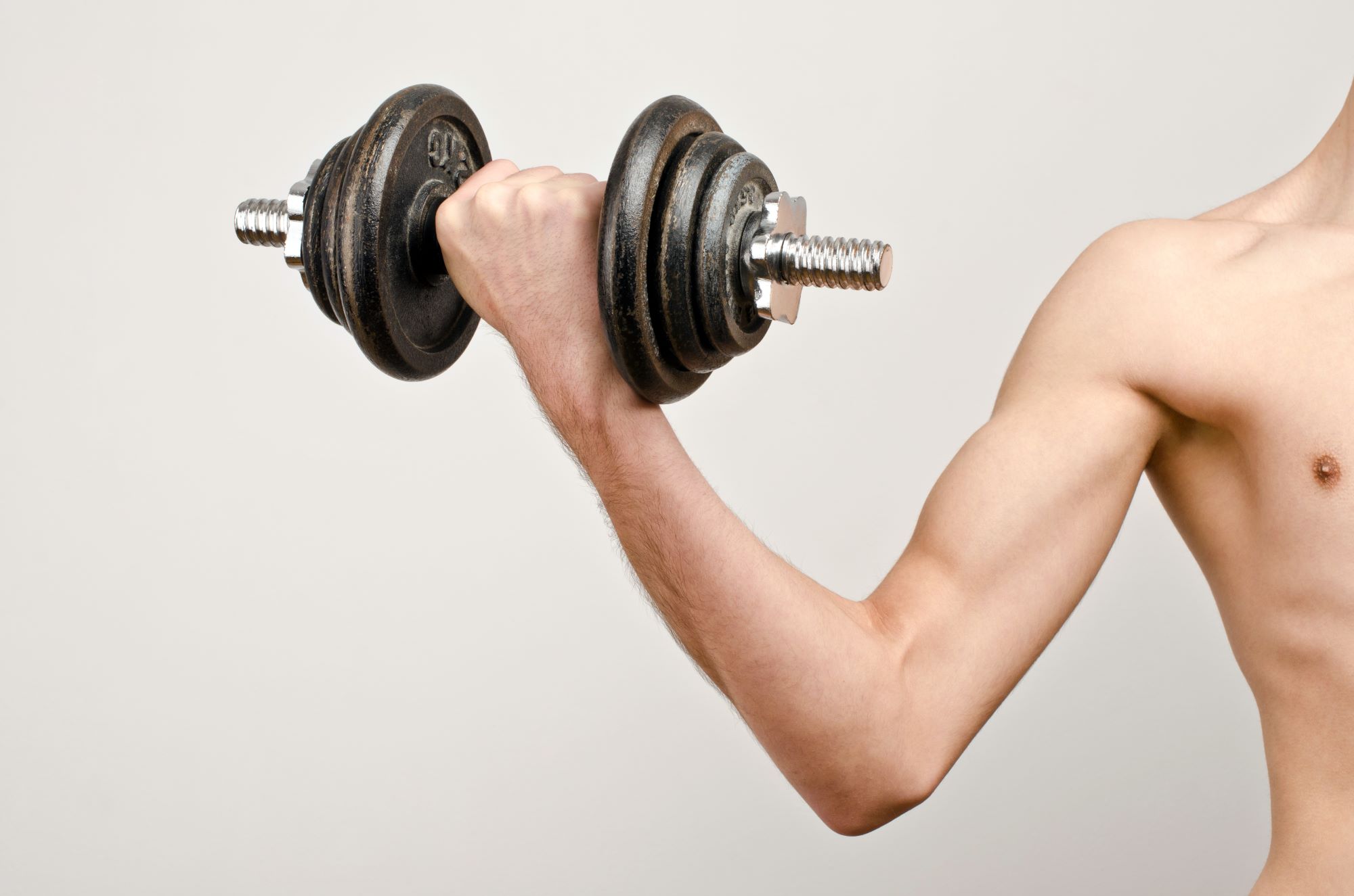 Wie baut man als dünner Mann schnell Muskeln auf